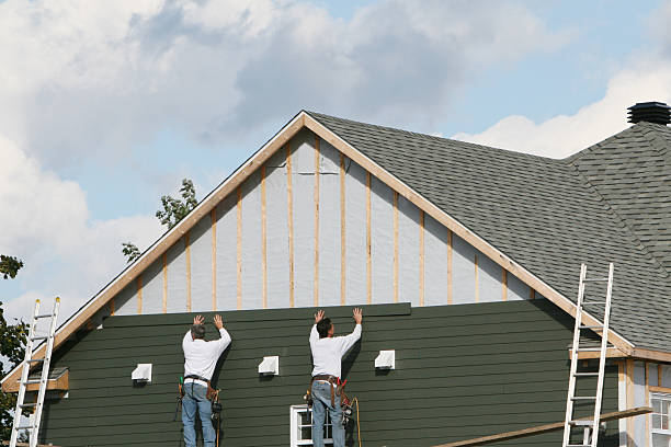 Professional Siding technician working in LaGrange, OH